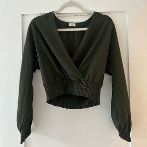 Aritzia Wilfred green long sleeve blouse, size S.